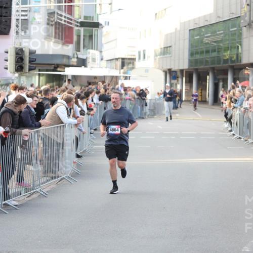 12.06.2026 - Holstenköstenlauf Andreas Tolksdorf http://msf.ph/oto/9748220 12.06.2026 20:14:31 Laufen 4864 meine-sportfotos.de