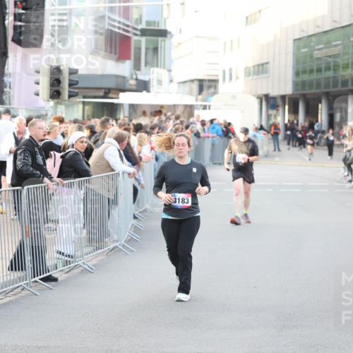 12.06.2026 - Holstenköstenlauf Andreas Tolksdorf http://msf.ph/oto/9748253 12.06.2026 20:16:33 Laufen 3183 meine-sportfotos.de