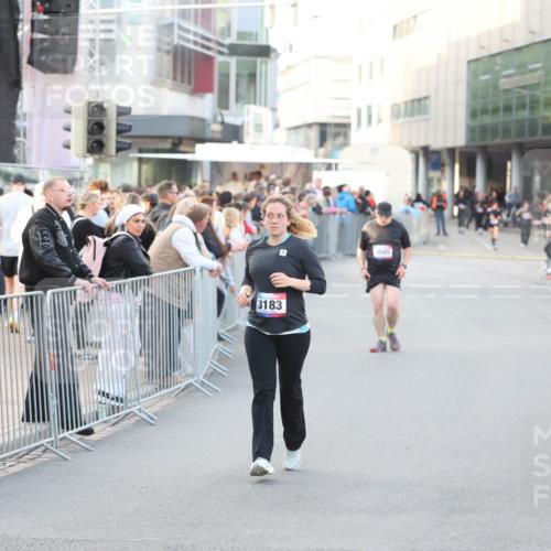 12.06.2026 - Holstenköstenlauf Andreas Tolksdorf http://msf.ph/oto/9748254 12.06.2026 20:16:33 Laufen 3183, 3045 meine-sportfotos.de