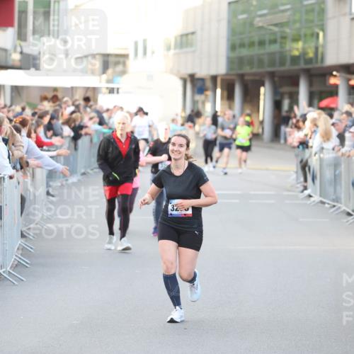 12.06.2026 - Holstenköstenlauf Andreas Tolksdorf http://msf.ph/oto/9748273 12.06.2026 20:17:35 Laufen  meine-sportfotos.de