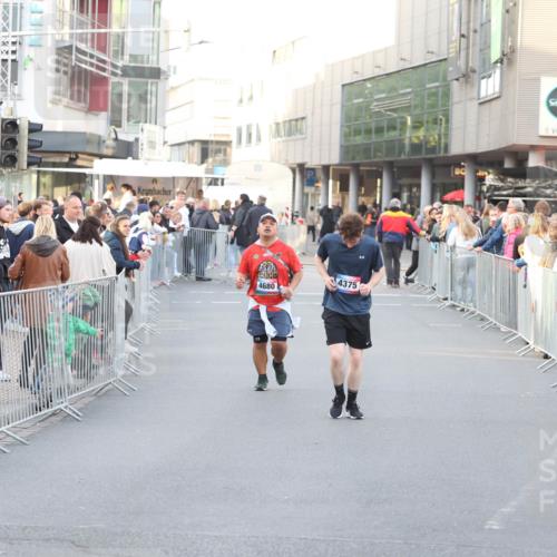 12.06.2026 - Holstenköstenlauf Andreas Tolksdorf http://msf.ph/oto/9748313 12.06.2026 20:22:49 Laufen 4680, 4375 meine-sportfotos.de