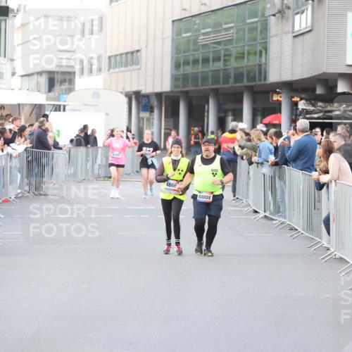 12.06.2026 - Holstenköstenlauf Andreas Tolksdorf http://msf.ph/oto/9748318 12.06.2026 20:24:39 Laufen 4388, 002, 4866 meine-sportfotos.de