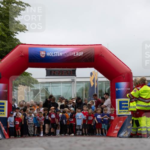 12.06.2026 - Holstenköstenlauf Michael Strokosch http://msf.ph/oto/9748347 12.06.2026 14:53:26 Laufen 7096, 067, 7412, 05, 710, 7465, 7061, 7519, 236, 723, 7255, 7231, 7234 meine-sportfotos.de
