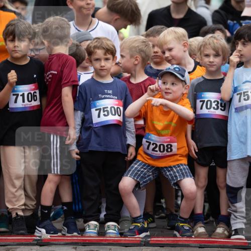 12.06.2026 - Holstenköstenlauf Michael Strokosch http://msf.ph/oto/9748371 12.06.2026 14:56:02 Laufen 36, 36, 7106, 36, 7500, 7208, 36, 7039, 36, 7519, 36, 717 meine-sportfotos.de