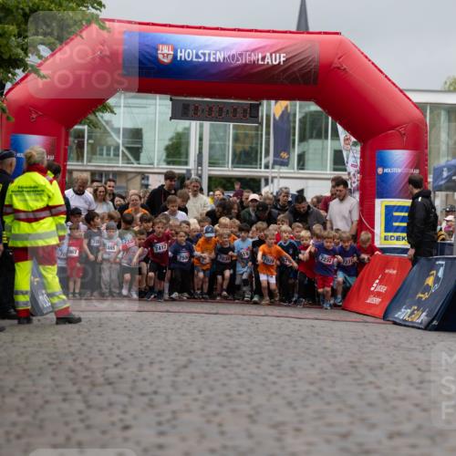 12.06.2026 - Holstenköstenlauf Michael Strokosch http://msf.ph/oto/9748376 12.06.2026 15:00:05 Laufen 9, 00, 708, 712, 7465, 7412, 519, 70067, 7500, 7039, 7026, 7232, 07 meine-sportfotos.de