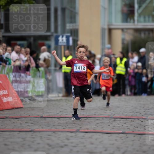12.06.2026 - Holstenköstenlauf Michael Strokosch http://msf.ph/oto/9748392 12.06.2026 15:01:32 Laufen 7412, 7038 meine-sportfotos.de