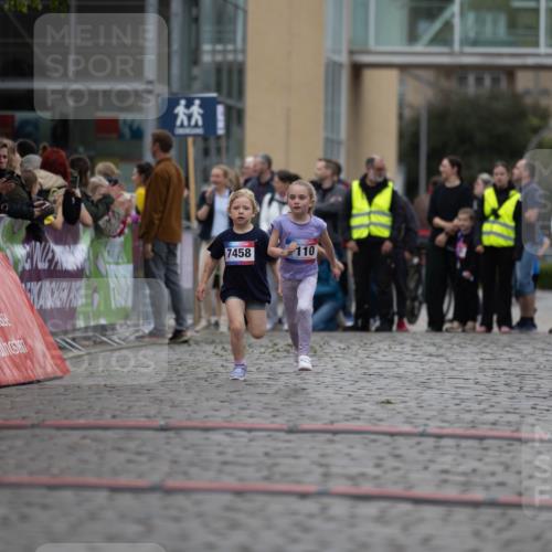 12.06.2026 - Holstenköstenlauf Michael Strokosch http://msf.ph/oto/9748494 12.06.2026 15:12:07 Laufen 100, 7458, 110 meine-sportfotos.de