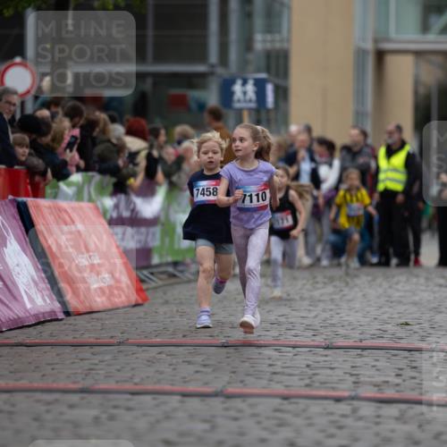 12.06.2026 - Holstenköstenlauf Michael Strokosch http://msf.ph/oto/9748499 12.06.2026 15:12:09 Laufen 7458, 7110 meine-sportfotos.de