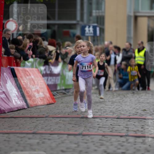 12.06.2026 - Holstenköstenlauf Michael Strokosch http://msf.ph/oto/9748500 12.06.2026 15:12:09 Laufen 7110 meine-sportfotos.de