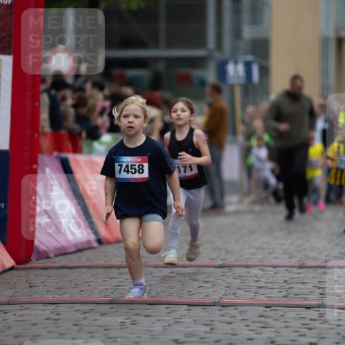 12.06.2026 - Holstenköstenlauf Michael Strokosch http://msf.ph/oto/9748511 12.06.2026 15:12:13 Laufen 15, 7458, 171, 4174 meine-sportfotos.de