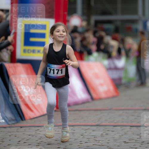 12.06.2026 - Holstenköstenlauf Michael Strokosch http://msf.ph/oto/9748519 12.06.2026 15:12:15 Laufen 7171 meine-sportfotos.de