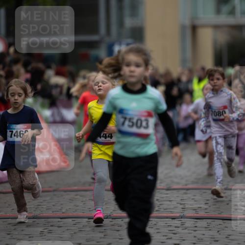 12.06.2026 - Holstenköstenlauf Michael Strokosch http://msf.ph/oto/9748533 12.06.2026 15:12:21 Laufen 746, 444, 7080, 7503, 7514 meine-sportfotos.de
