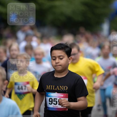 12.06.2026 - Holstenköstenlauf Michael Strokosch http://msf.ph/oto/9748728 12.06.2026 16:00:46 Laufen 8, 447, 36, 959 meine-sportfotos.de