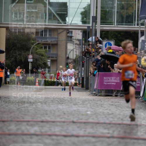12.06.2026 - Holstenköstenlauf Michael Strokosch http://msf.ph/oto/9748830 12.06.2026 16:49:51 Laufen 83, 80 meine-sportfotos.de