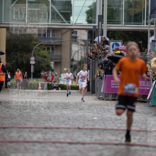 12.06.2026 - Holstenköstenlauf Michael Strokosch http://msf.ph/oto/9748833 12.06.2026 16:49:51 Laufen 83, 80 meine-sportfotos.de