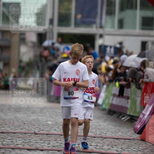 12.06.2026 - Holstenköstenlauf Michael Strokosch http://msf.ph/oto/9748853 12.06.2026 16:50:03 Laufen 80, 83 meine-sportfotos.de