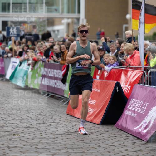 12.06.2026 - Holstenköstenlauf Michael Strokosch http://msf.ph/oto/9748889 12.06.2026 17:46:38 Laufen 3467, 3 meine-sportfotos.de