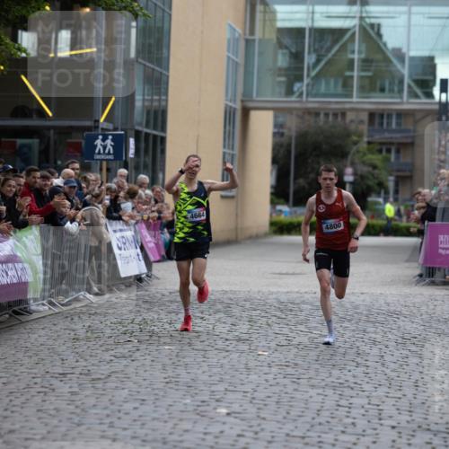12.06.2026 - Holstenköstenlauf Michael Strokosch http://msf.ph/oto/9749022 12.06.2026 19:31:55 Laufen 4664, 4800 meine-sportfotos.de