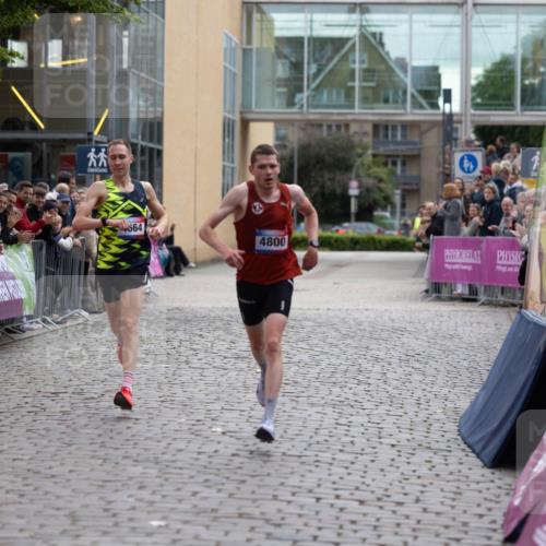 12.06.2026 - Holstenköstenlauf Michael Strokosch http://msf.ph/oto/9749026 12.06.2026 19:31:57 Laufen 664, 4800 meine-sportfotos.de