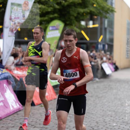 12.06.2026 - Holstenköstenlauf Michael Strokosch http://msf.ph/oto/9749032 12.06.2026 19:31:59 Laufen 4800 meine-sportfotos.de
