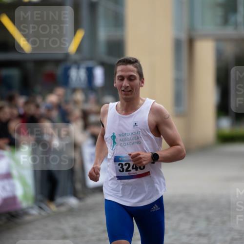 12.06.2026 - Holstenköstenlauf Michael Strokosch http://msf.ph/oto/9749048 12.06.2026 19:33:20 Laufen 36, 3240 meine-sportfotos.de