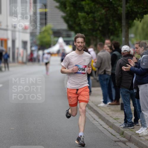 12.06.2026 - Holstenköstenlauf Michael Strokosch http://msf.ph/oto/9749057 12.06.2026 19:35:23 Laufen 096 meine-sportfotos.de