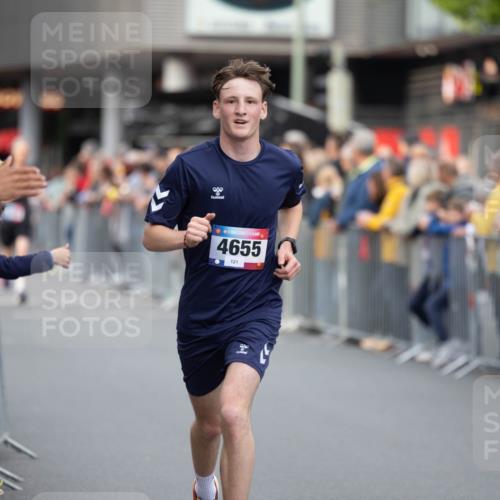 12.06.2026 - Holstenköstenlauf Michael Strokosch http://msf.ph/oto/9749093 12.06.2026 19:38:20 Laufen 35, 4655, 121, 2 meine-sportfotos.de