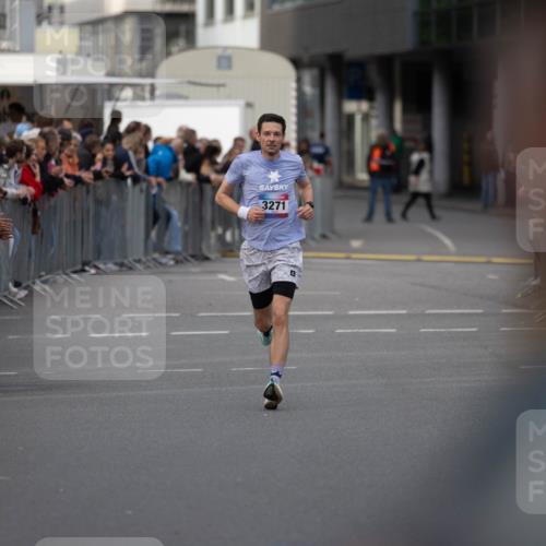 12.06.2026 - Holstenköstenlauf Michael Strokosch http://msf.ph/oto/9749099 12.06.2026 19:38:44 Laufen 3271 meine-sportfotos.de