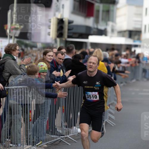 12.06.2026 - Holstenköstenlauf Michael Strokosch http://msf.ph/oto/9749106 12.06.2026 19:39:11 Laufen 2015, 176, 3510 meine-sportfotos.de