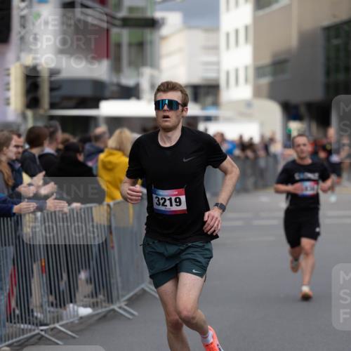 12.06.2026 - Holstenköstenlauf Michael Strokosch http://msf.ph/oto/9749110 12.06.2026 19:39:17 Laufen 3219 meine-sportfotos.de