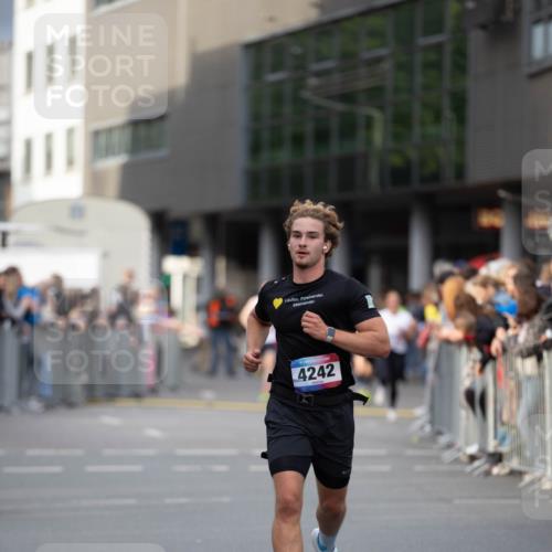 12.06.2026 - Holstenköstenlauf Michael Strokosch http://msf.ph/oto/9749115 12.06.2026 19:39:23 Laufen 4242 meine-sportfotos.de