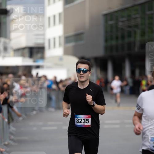 12.06.2026 - Holstenköstenlauf Michael Strokosch http://msf.ph/oto/9749137 12.06.2026 19:39:51 Laufen 3235 meine-sportfotos.de
