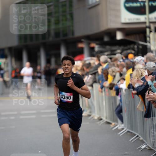 12.06.2026 - Holstenköstenlauf Michael Strokosch http://msf.ph/oto/9749143 12.06.2026 19:39:54 Laufen 3350 meine-sportfotos.de