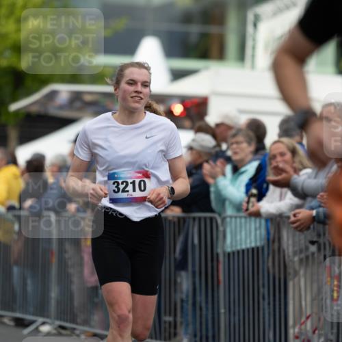 12.06.2026 - Holstenköstenlauf Michael Strokosch http://msf.ph/oto/9749192 12.06.2026 19:41:10 Laufen 36, 3210 meine-sportfotos.de