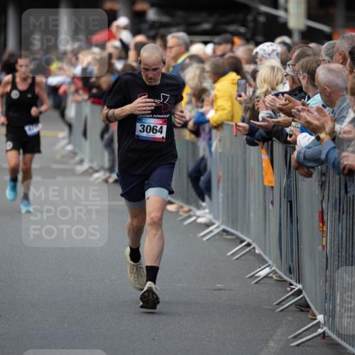 12.06.2026 - Holstenköstenlauf Michael Strokosch http://msf.ph/oto/9749201 12.06.2026 19:42:06 Laufen 3064 meine-sportfotos.de