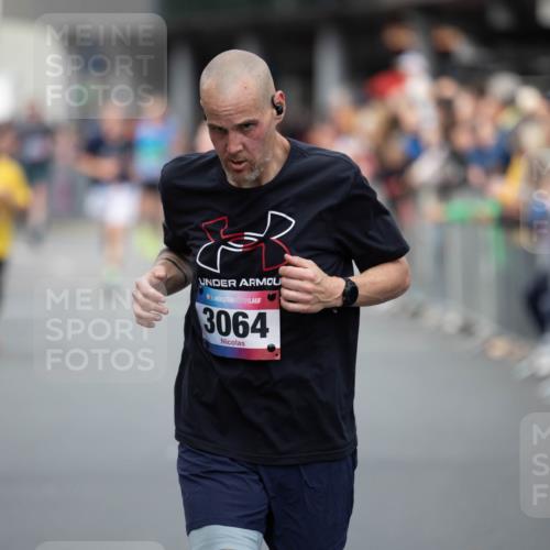 12.06.2026 - Holstenköstenlauf Michael Strokosch http://msf.ph/oto/9749210 12.06.2026 19:42:09 Laufen 3, 3064 meine-sportfotos.de