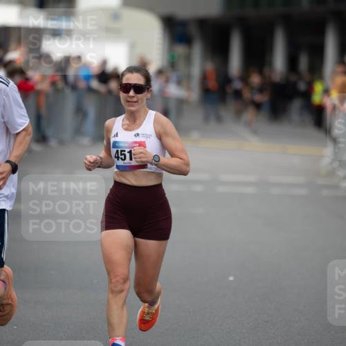 12.06.2026 - Holstenköstenlauf Michael Strokosch http://msf.ph/oto/9749217 12.06.2026 19:42:31 Laufen 3295, 451 meine-sportfotos.de