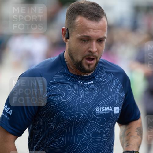 12.06.2026 - Holstenköstenlauf Michael Strokosch http://msf.ph/oto/9749305 12.06.2026 19:52:59 Laufen 2026 meine-sportfotos.de