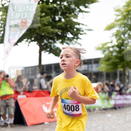 12.06.2026 - Holstenköstenlauf Michael Strokosch http://msf.ph/oto/9749374 12.06.2026 17:56:20 Laufen 36, 4008 meine-sportfotos.de