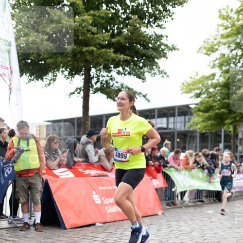 12.06.2026 - Holstenköstenlauf Michael Strokosch http://msf.ph/oto/9749383 12.06.2026 17:56:39 Laufen 4899, 4073 meine-sportfotos.de