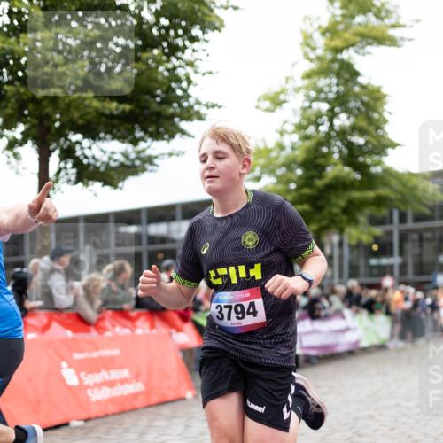 12.06.2026 - Holstenköstenlauf Michael Strokosch http://msf.ph/oto/9749409 12.06.2026 17:56:45 Laufen 3794 meine-sportfotos.de