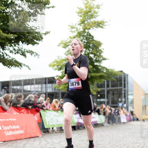 12.06.2026 - Holstenköstenlauf Michael Strokosch http://msf.ph/oto/9749430 12.06.2026 17:57:06 Laufen 3679 meine-sportfotos.de