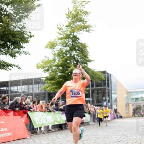 12.06.2026 - Holstenköstenlauf Michael Strokosch http://msf.ph/oto/9749433 12.06.2026 17:57:10 Laufen 3635 meine-sportfotos.de