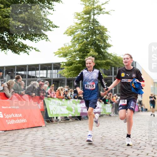12.06.2026 - Holstenköstenlauf Michael Strokosch http://msf.ph/oto/9749450 12.06.2026 17:57:21 Laufen 4715, 16 meine-sportfotos.de