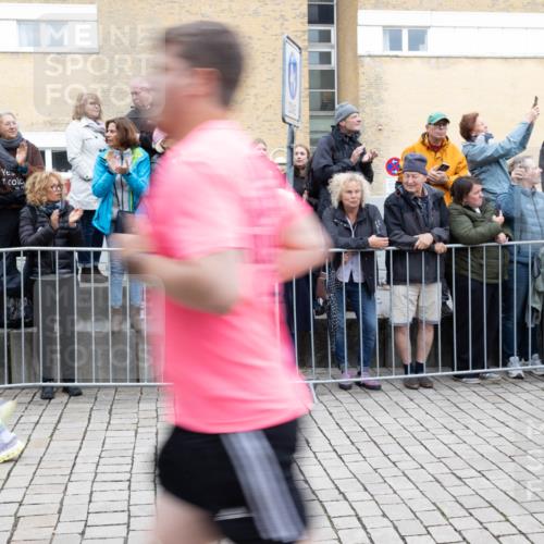 12.06.2026 - Holstenköstenlauf Michael Strokosch http://msf.ph/oto/9749478 12.06.2026 19:01:47 Laufen 25, 2 meine-sportfotos.de
