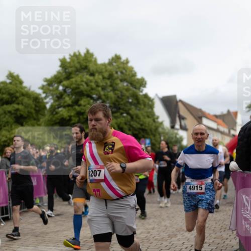12.06.2026 - Holstenköstenlauf Michael Strokosch http://msf.ph/oto/9749499 12.06.2026 19:02:19 Laufen 3207, 11278, 4915 meine-sportfotos.de