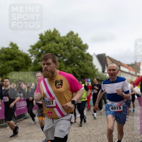 12.06.2026 - Holstenköstenlauf Michael Strokosch http://msf.ph/oto/9749502 12.06.2026 19:02:19 Laufen 3207, 4915 meine-sportfotos.de