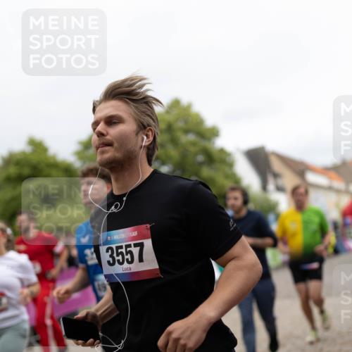 12.06.2026 - Holstenköstenlauf Michael Strokosch http://msf.ph/oto/9749505 12.06.2026 19:02:22 Laufen 36, 3557 meine-sportfotos.de