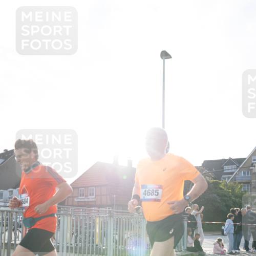 12.06.2026 - Holstenköstenlauf Michael Strokosch http://msf.ph/oto/9749550 12.06.2026 19:50:16 Laufen 684, 4685 meine-sportfotos.de