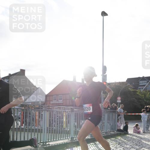 12.06.2026 - Holstenköstenlauf Michael Strokosch http://msf.ph/oto/9749602 12.06.2026 19:50:38 Laufen 4720 meine-sportfotos.de